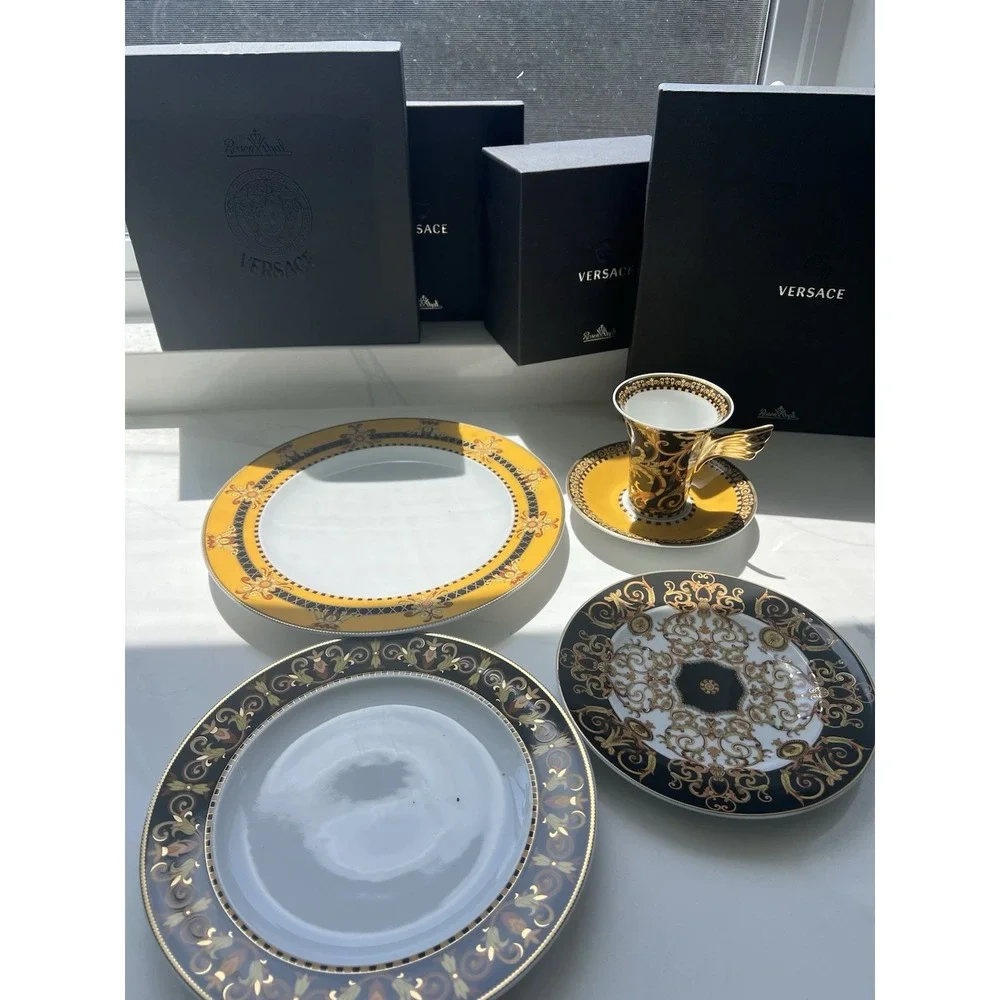 Versace by Rosenthal Barocco 5-Piece Place Setting(s) Unused Pristine Rare
